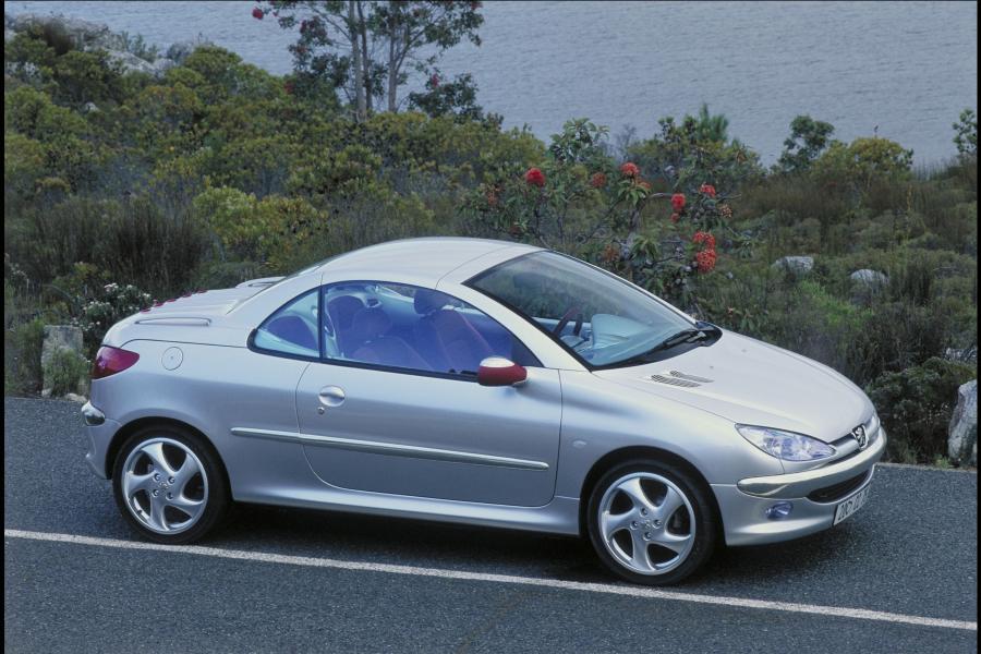  Peugeot 20 Coeur Concept 1998 года  (фото 4 из 12)